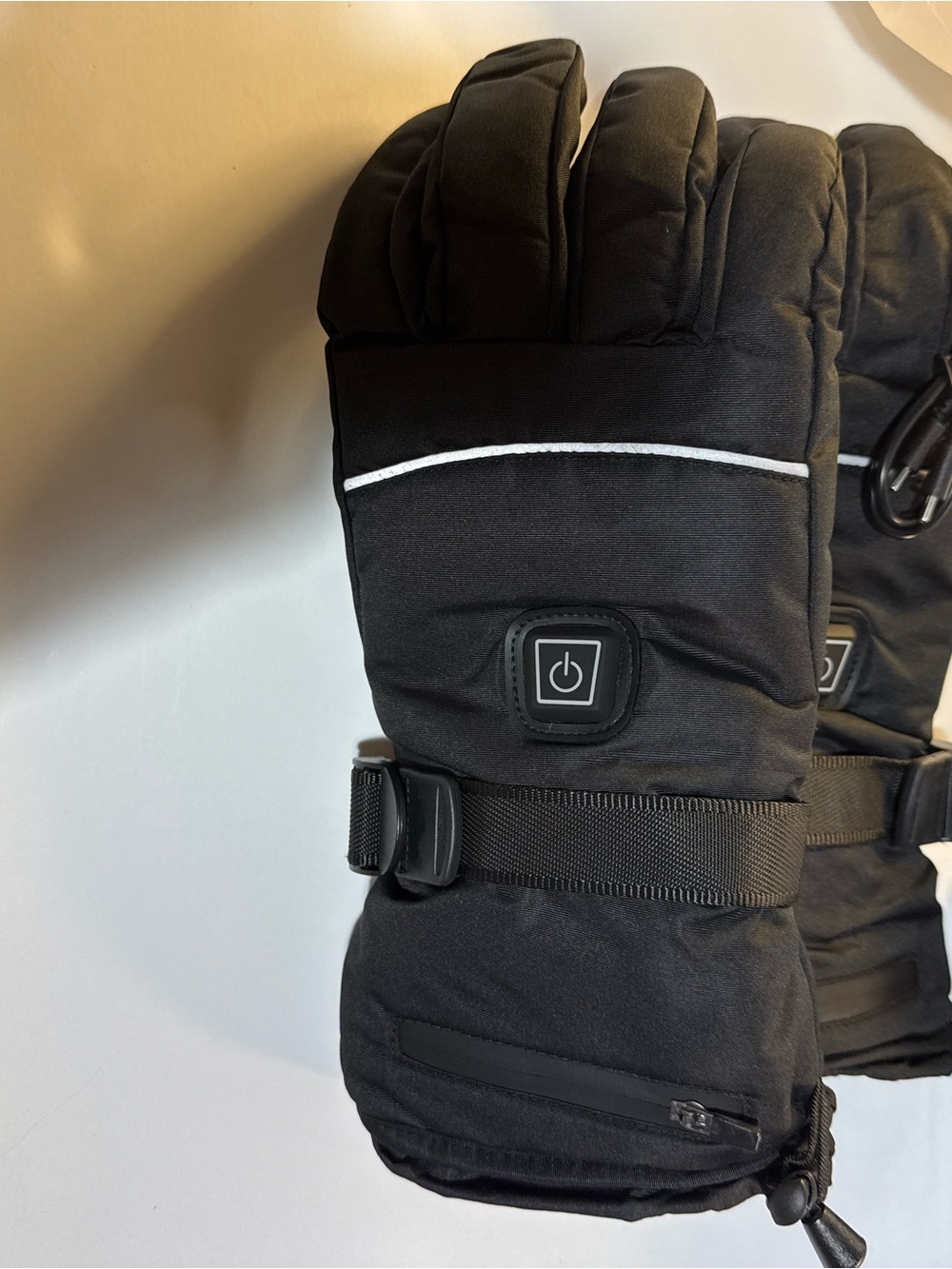 Black Heated Men's Winter Gloves with Power Button size large NWT